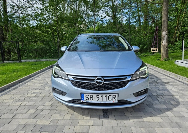 Opel Astra cena 45900 przebieg: 139000, rok produkcji 2017 z Biała małe 121